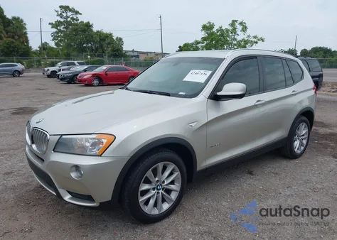 2014 BMW X3 xDrive28I z USA, uszkodzony, nr VIN 5UXWX9C55E0D27567